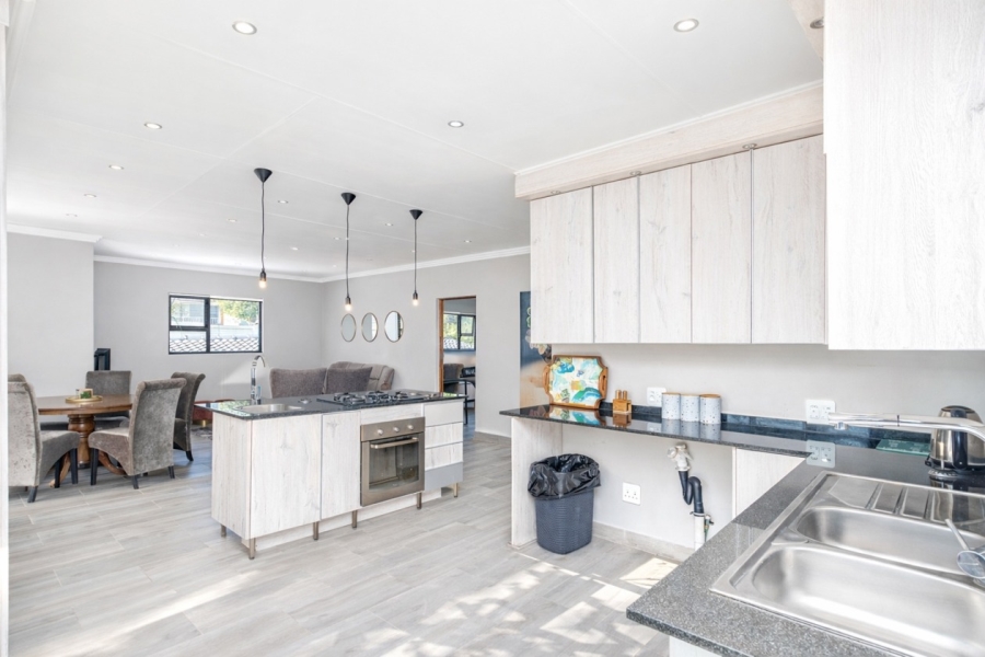 8 Bedroom Property for Sale in Schoemansville North West